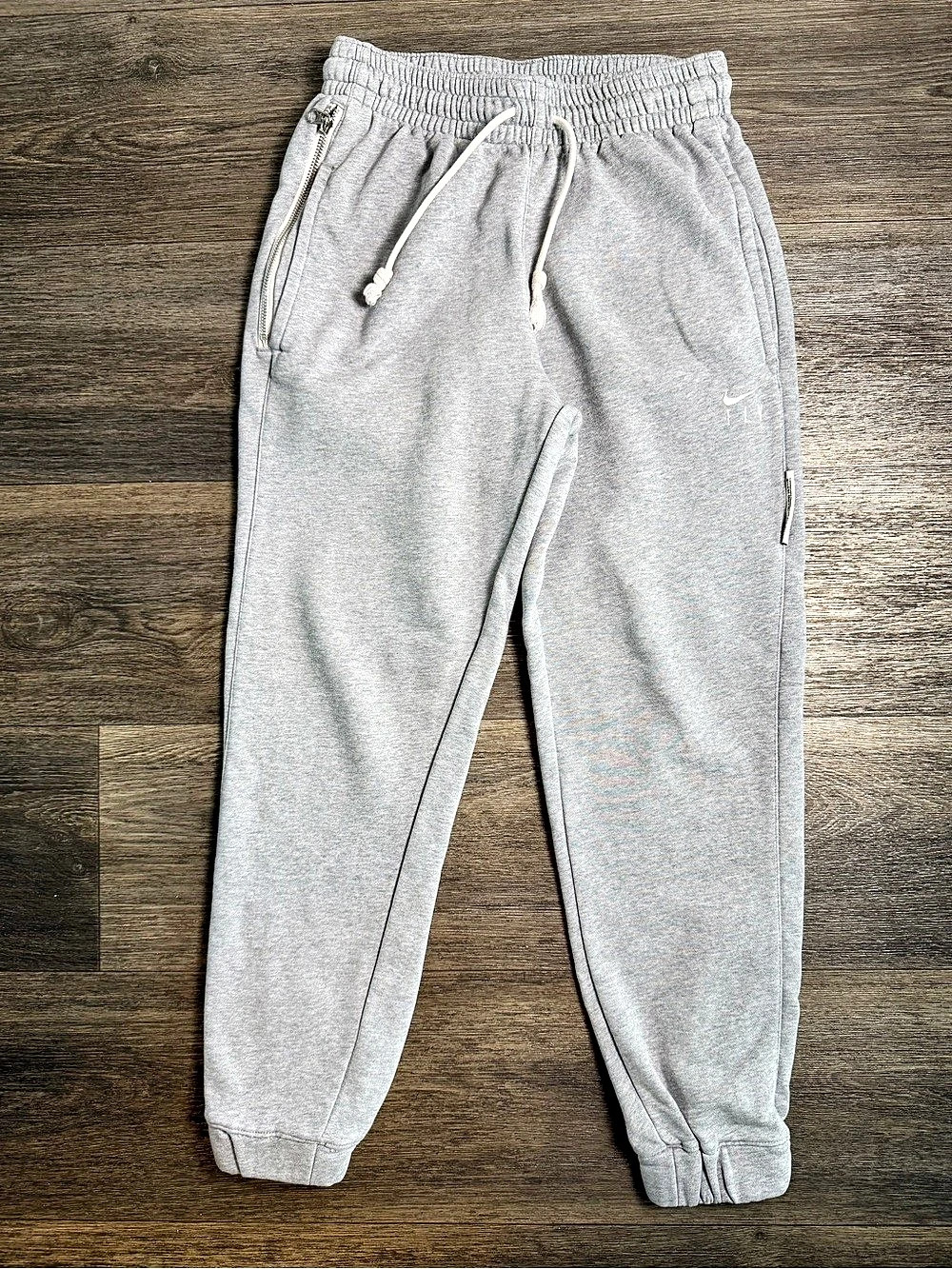 Nike Standard Issue Dri-FIT Basketball Pants Womens Gray Small